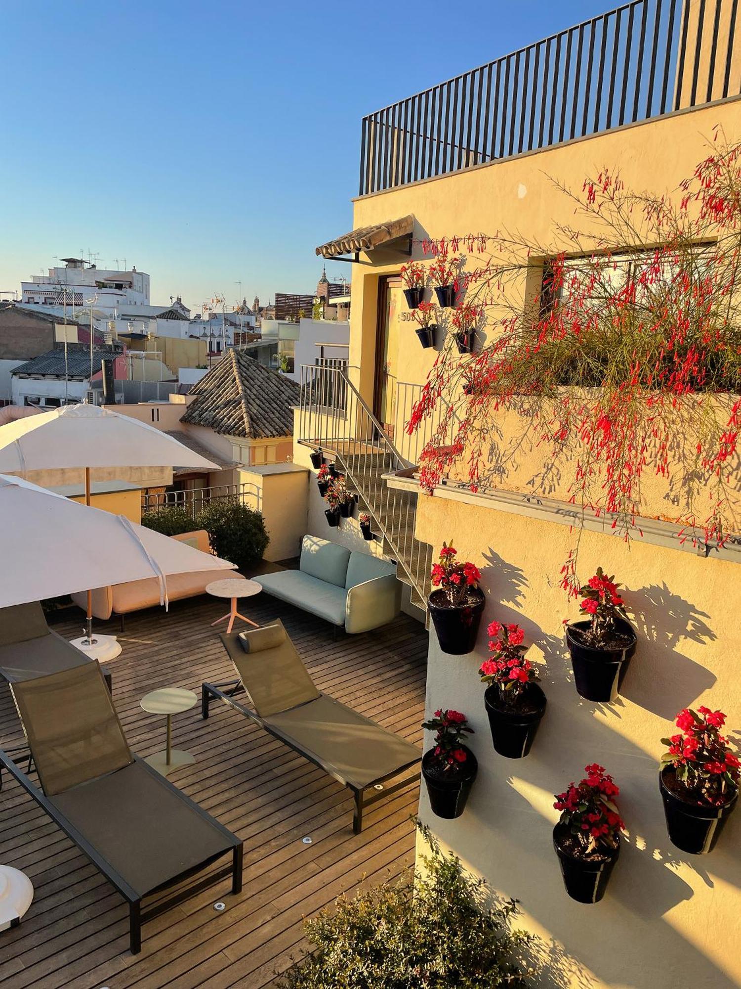 Eme Catedral Mercer Hotel Севилья Экстерьер фото Rooftop terrace