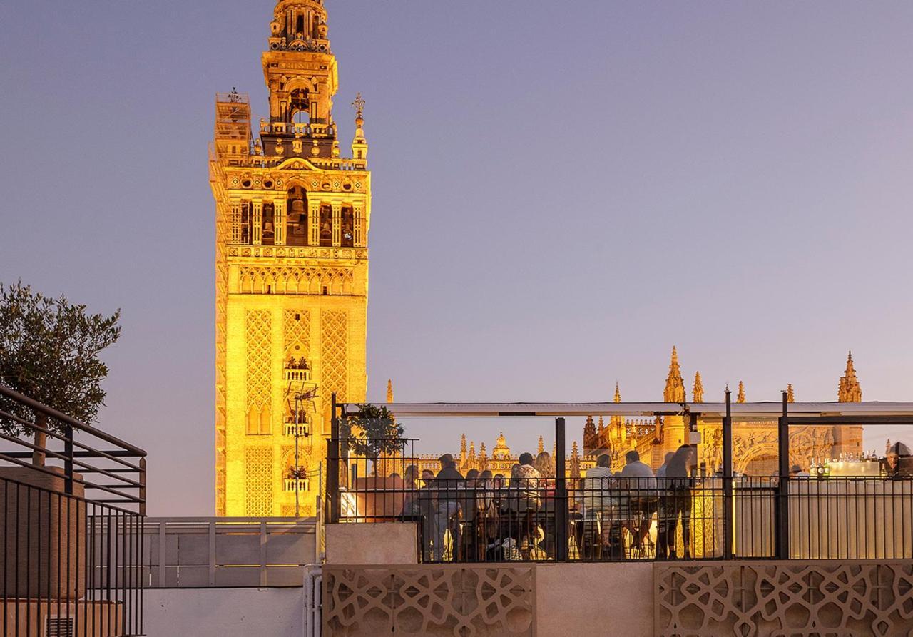 Eme Catedral Mercer Hotel Севилья Экстерьер фото The Giralda