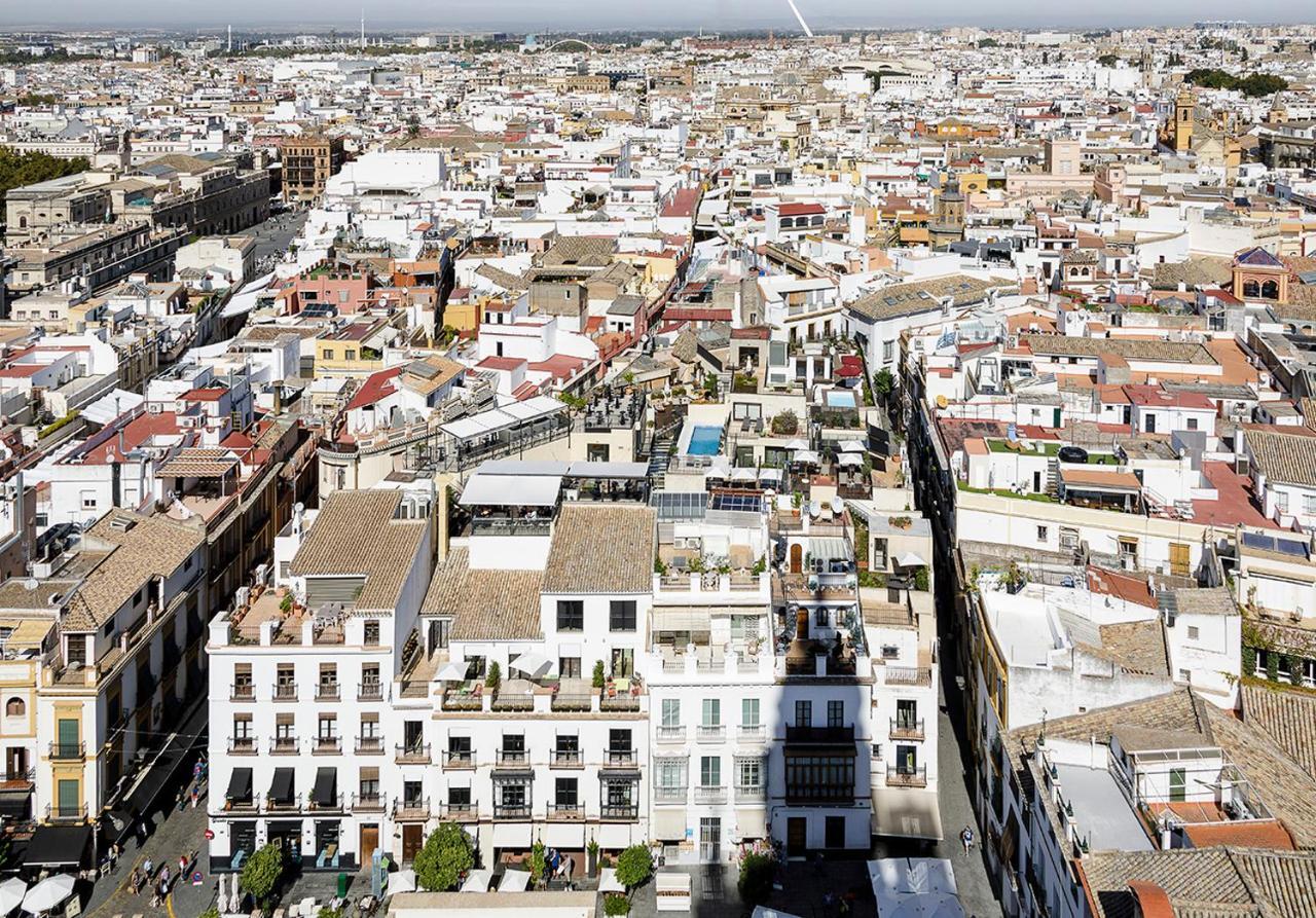 Eme Catedral Mercer Hotel Севилья Экстерьер фото View of the city from the tower of the church of San Francisco.